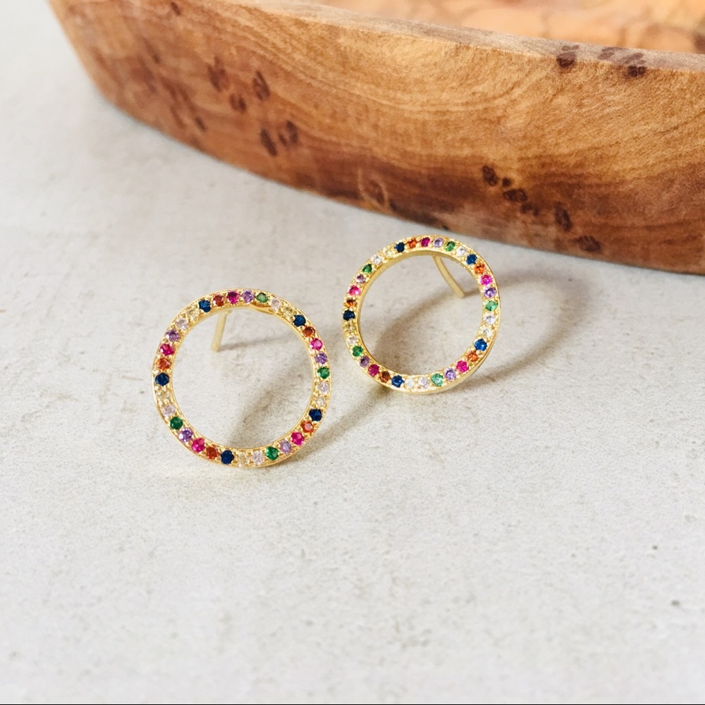 🌈 RAINBOW Dainty Rainbow Circle Studs